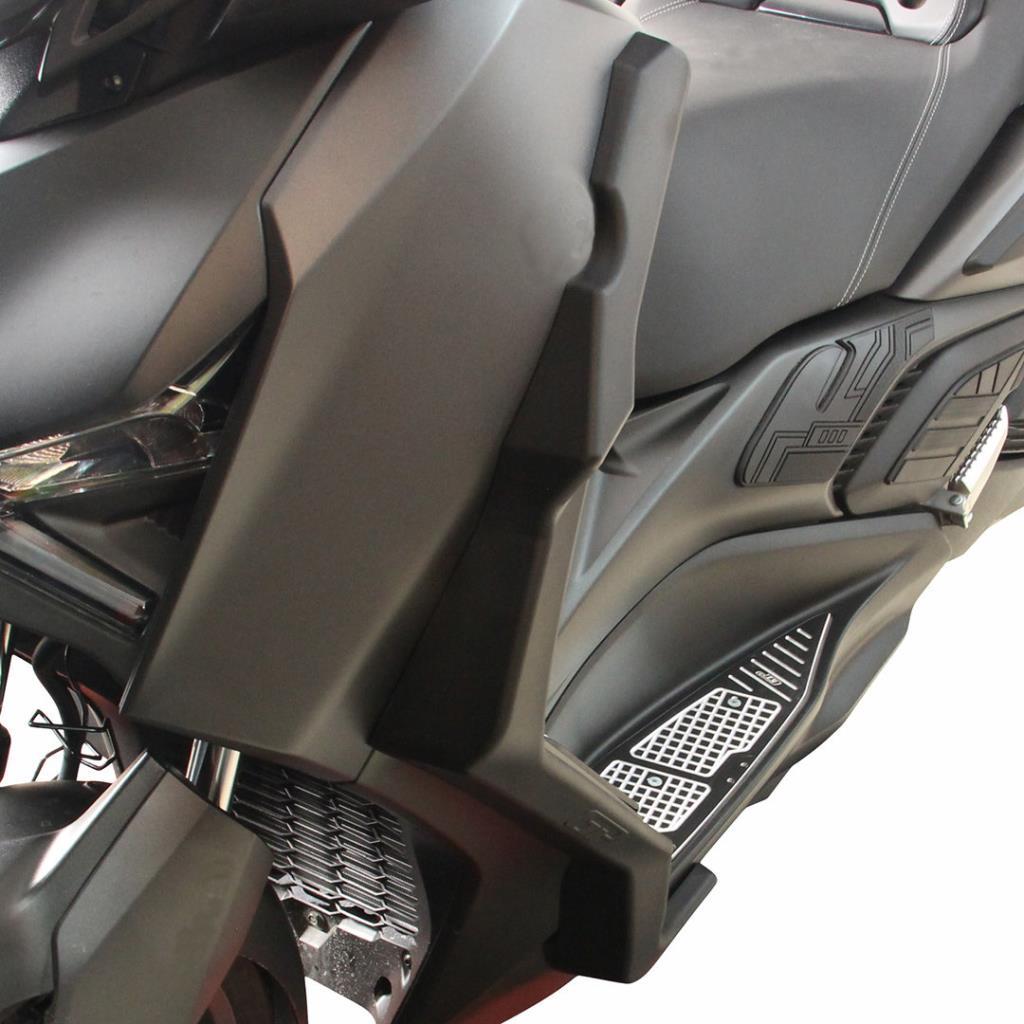 Xmax 250 / 300 bacak koruma siyah gp kompozit (2024-2026) - ride4moto XMAX 250 / 300 Bacak Koruma Siyah GP Kompozit (2024-2026) - Görsel 2